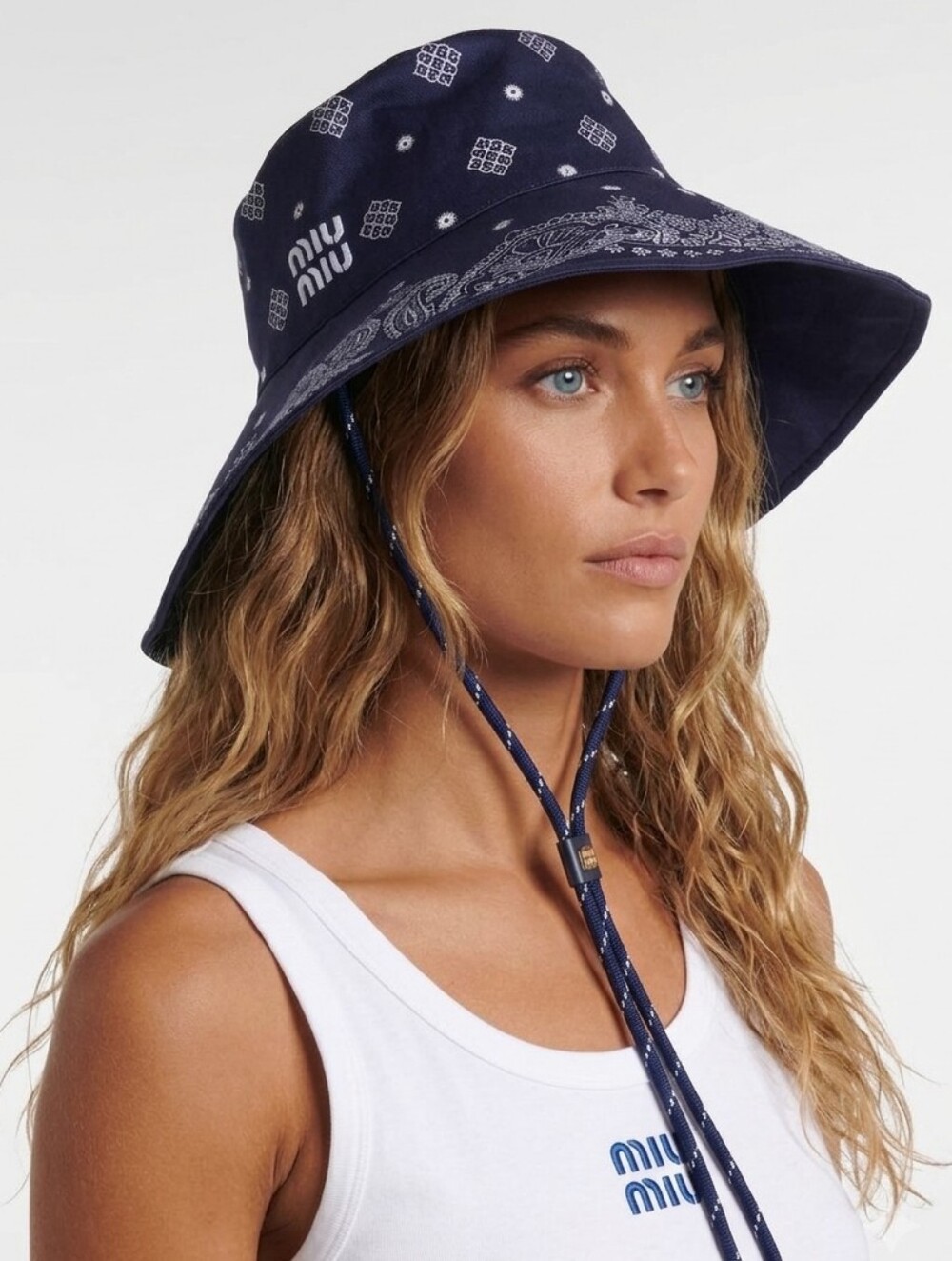 🔥NWT‼️⭐MIU MIU⭐ Navy Blue Bandana Print Bucket Hat w. Chin Strap, Unisex